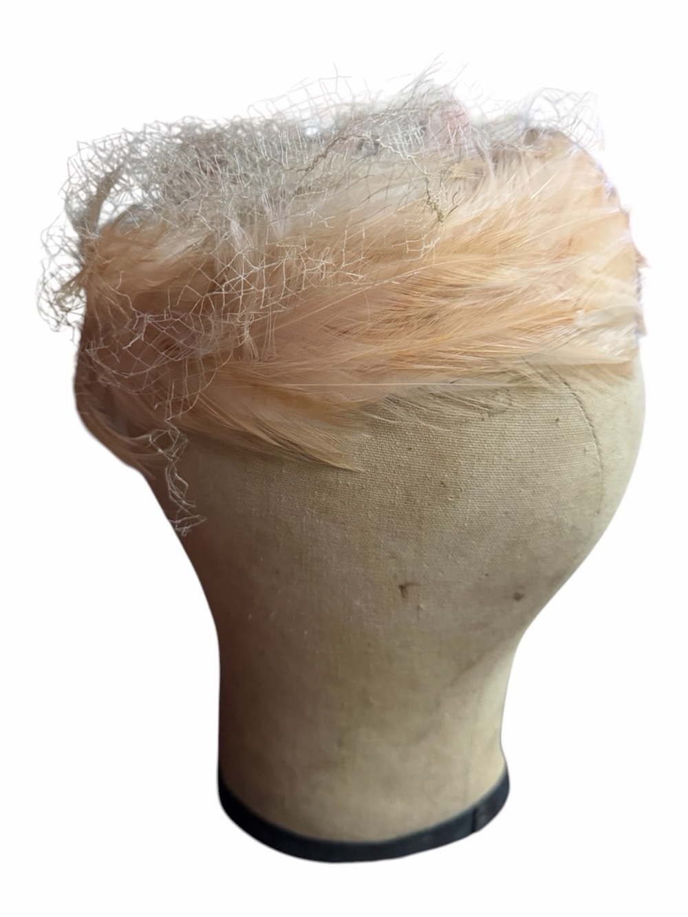 Late 50s/Early 60 UHCMWIU Pale Peach Feather Calot Hat - Picture 1 of 8